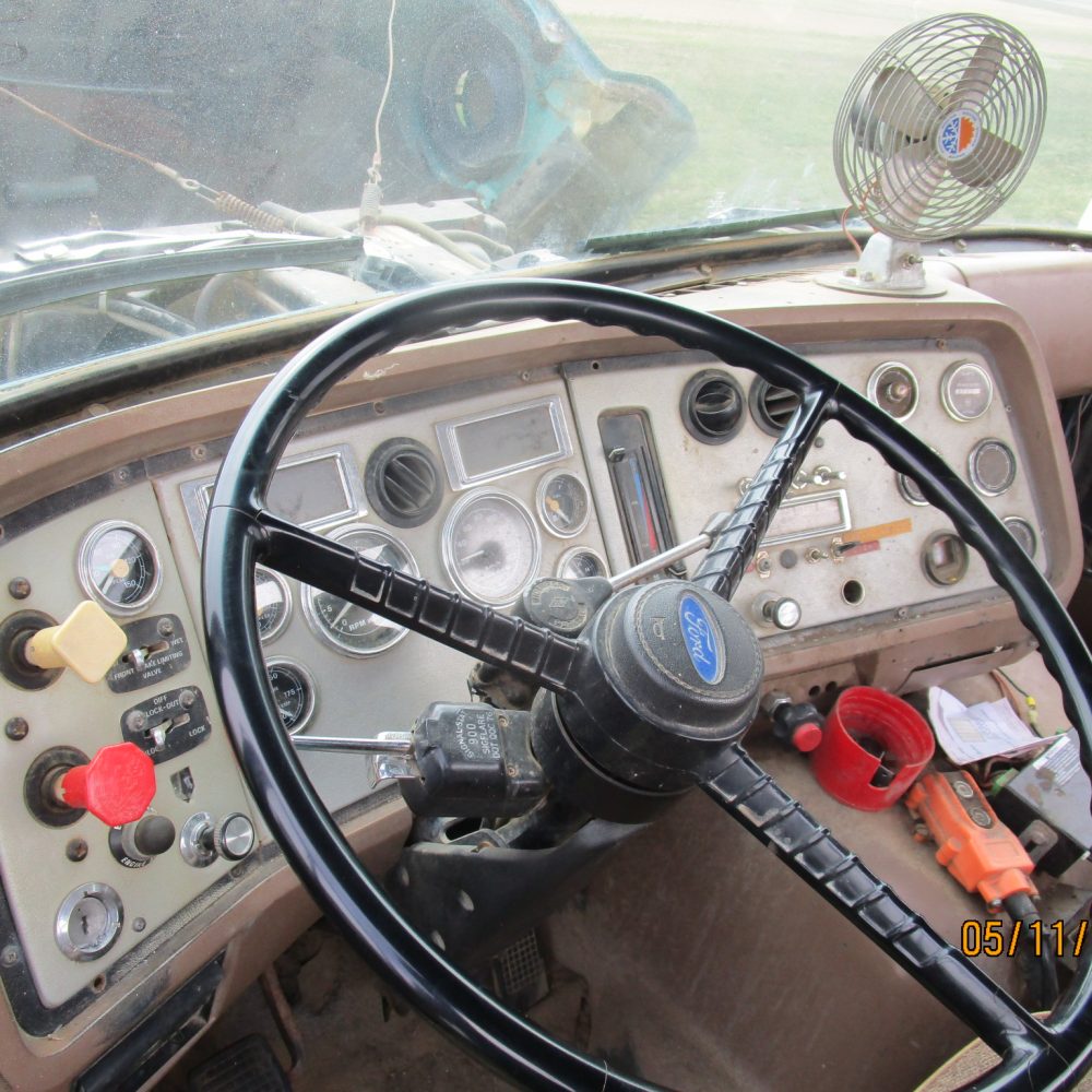 1991 Ford L9000 Gravel Truck Westlock Truck Parts